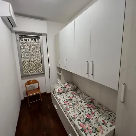 아파트 600 Meters From The Sea *